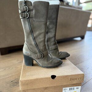 Born Treddy Boot Women's 7 Gray Snare